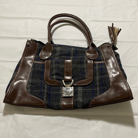Handbags - Awesome bag for Fall! Blue, grey & charcoal pattern with accent of brown leather